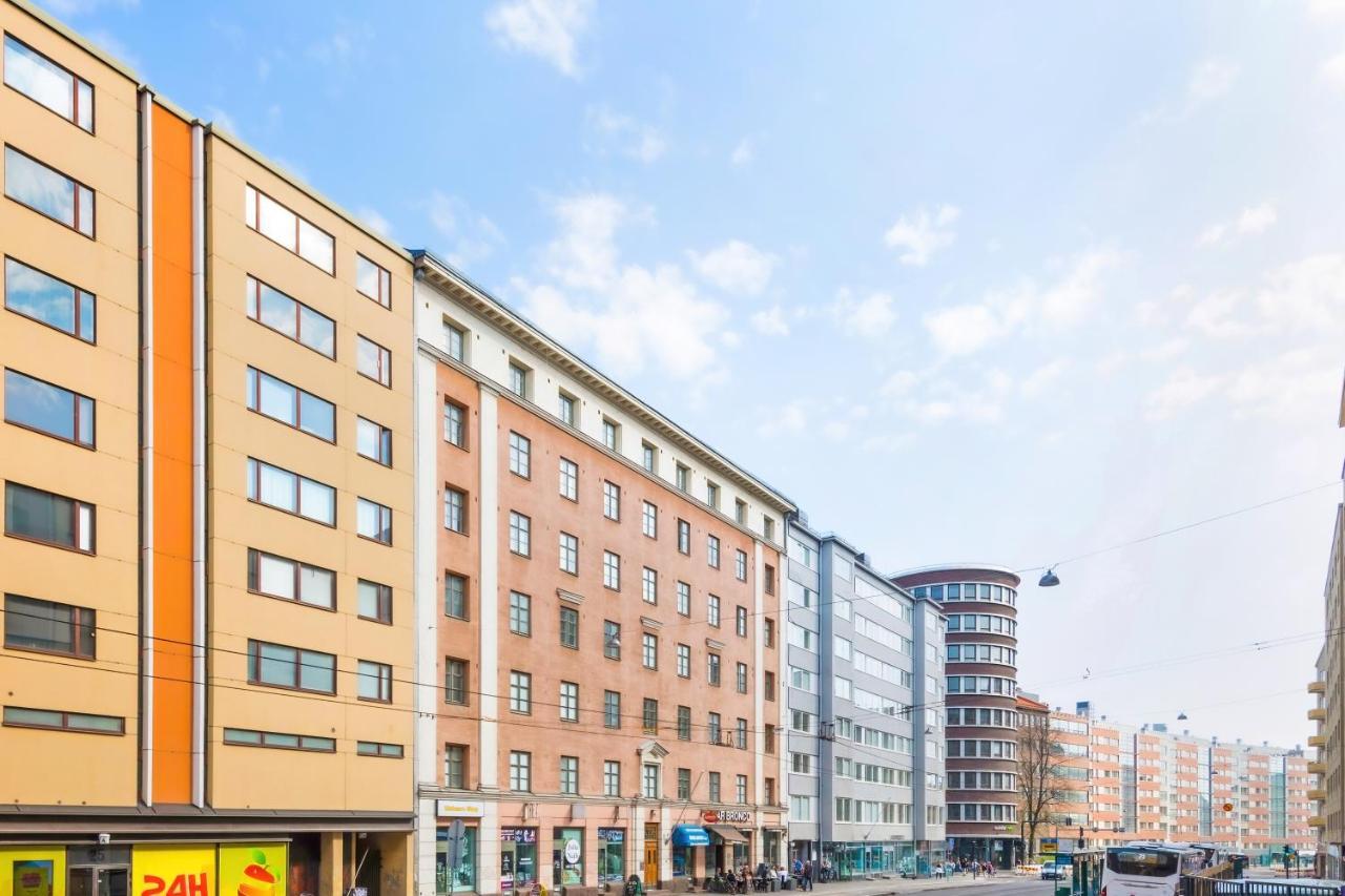 WeHost Hämeentie Helsinki Buitenkant foto